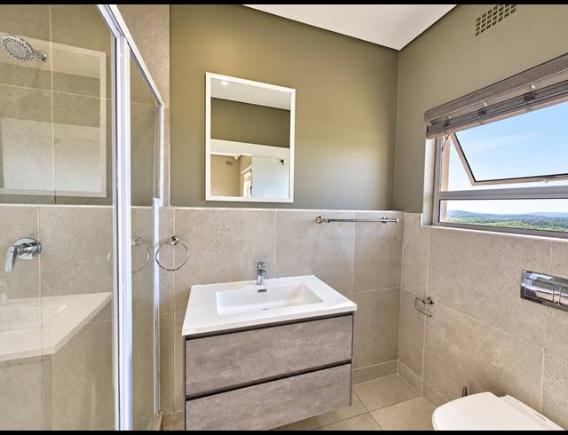 3 BEDROOM APARTMENT TO LET IN BALLITO CENTRAL